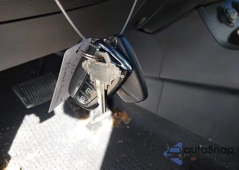 2017 Hyundai Santa Fe Sport 2.0T z USA, uszkodzony, nr VIN 5XYZU4LA3HG426276